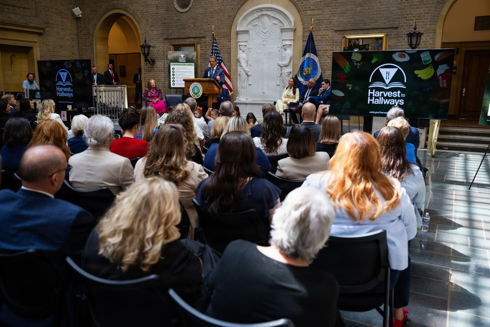USDA Secretary Brooke Rollins and Secretary Kennedy &amp;quot;Harvest to Hallways&amp;quot; announcement and  press conference, September 24, 2026.