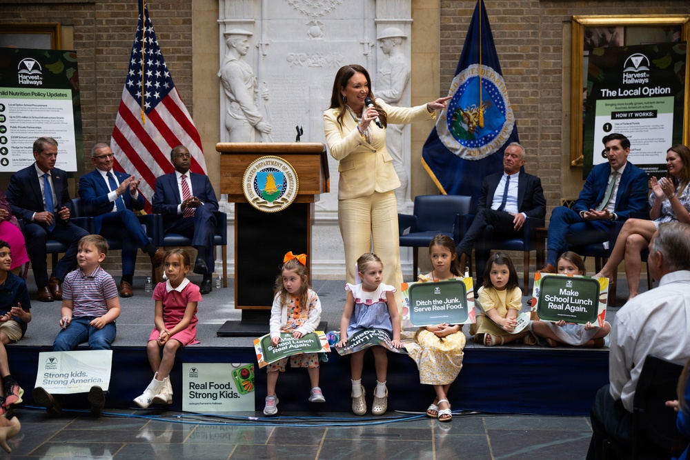 USDA Secretary Brooke Rollins and Secretary Kennedy &amp;quot;Harvest to Hallways&amp;quot; announcement and  press conference, September 24, 2026.
