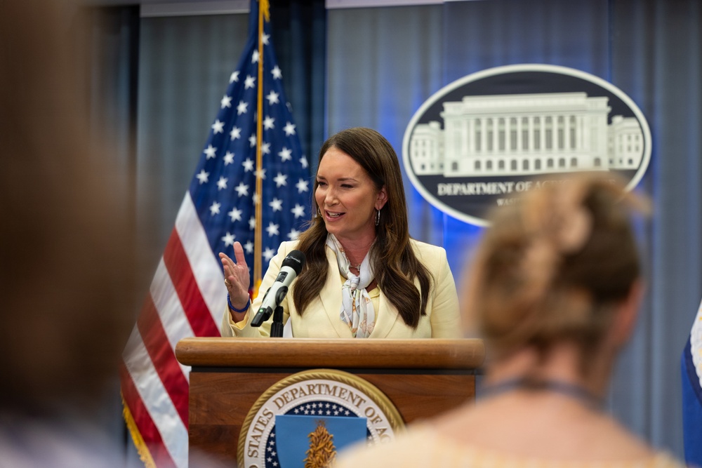 USDA Secretary Brooke Rollins and Secretary Kennedy &amp;quot;Harvest to Hallways&amp;quot; announcement and  press conference, September 24, 2026.