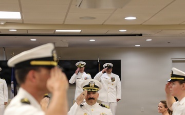 USS FORREST SHERMAN (DDG 98) Undergoes Change of Command
