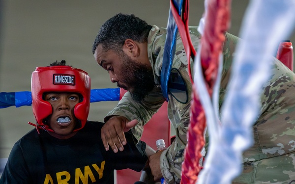 1st Cavalry Division Troopers box head-to-head during Cav Week 105