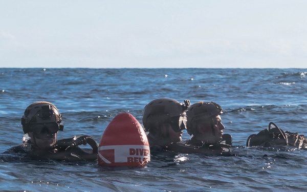 26th MEU MRF conducts dive operations training at Camp Lejeune