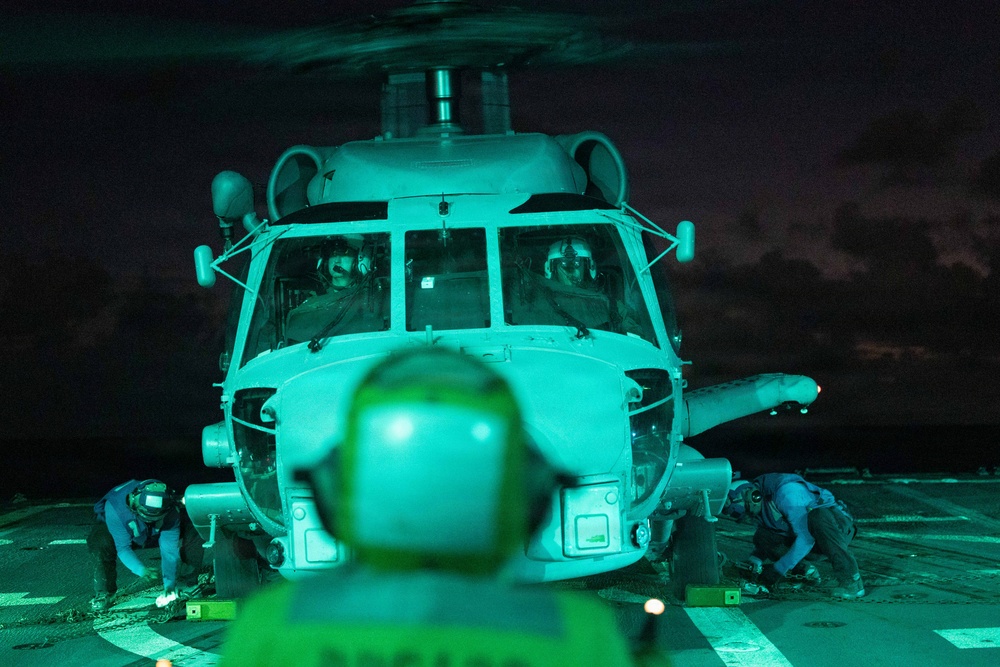 USS Wayne E. Meyer (DDG 108) Conducts Flight Operations