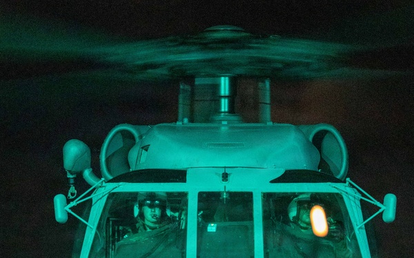 USS Wayne E. Meyer (DDG 108) Conducts Flight Operations
