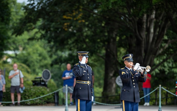 The Old Guard Association wreath-laying at the Tomb of the Unknown Soldier