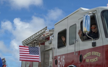 Andersen youth greet first responders during 9/11 remembrance wave