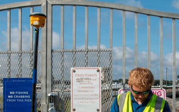Charleston District Geographer Conducts Topographic Surveys for Battery Extension Project