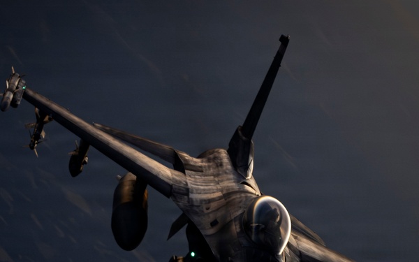 F16s hold security in CENTCOM AOR