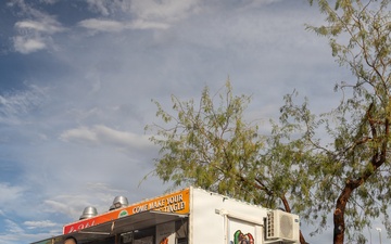 Marines and family members attend MCAGCC farmers’ market