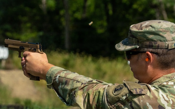 Delaware Army National Guard conducts M17 training
