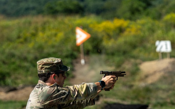 Delaware Army National Guard conducts M17 training