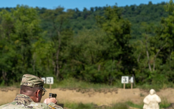 Delaware Army National Guard conducts M17 training