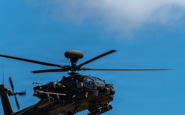 1st Air Cavalry Brigade conducts AH-64 Apache Table IV training