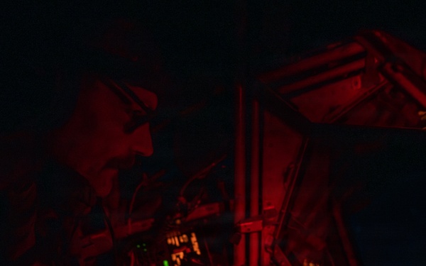 KC-135 refuels F-16s for regional deterrence