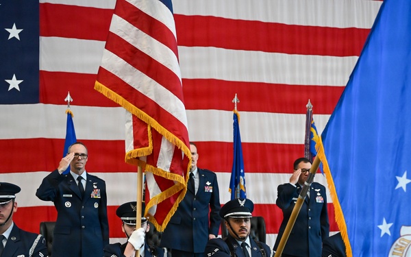 194th Wing welcomes a new commander