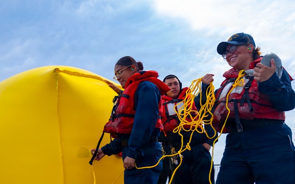 USS Benfold Conducts Crew-Served Weapons Qualifications