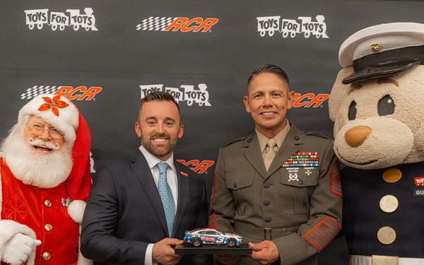 SMMC Attends the Toys for Tots Annual Coordinators Training and 2025 Awards Dinner
