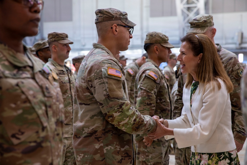 Connecticut Hosts Joint Welcome Home Ceremony