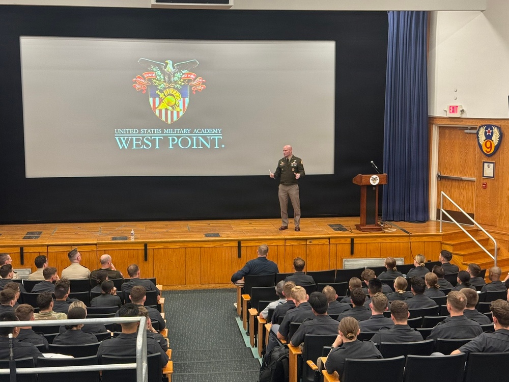 Brig. Gen. Matt Ross addresses West Point cadets