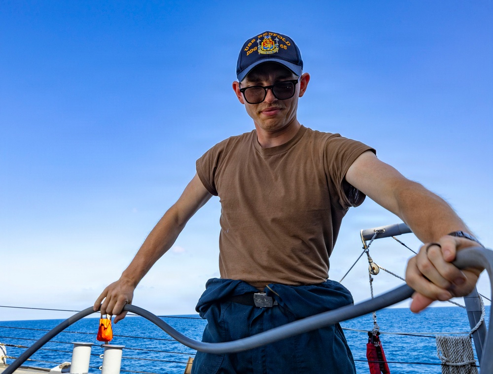 Freshwater Washdown Conducted by USS Benfold Sailors