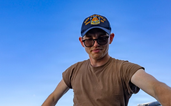 Freshwater Washdown Conducted by USS Benfold Sailors