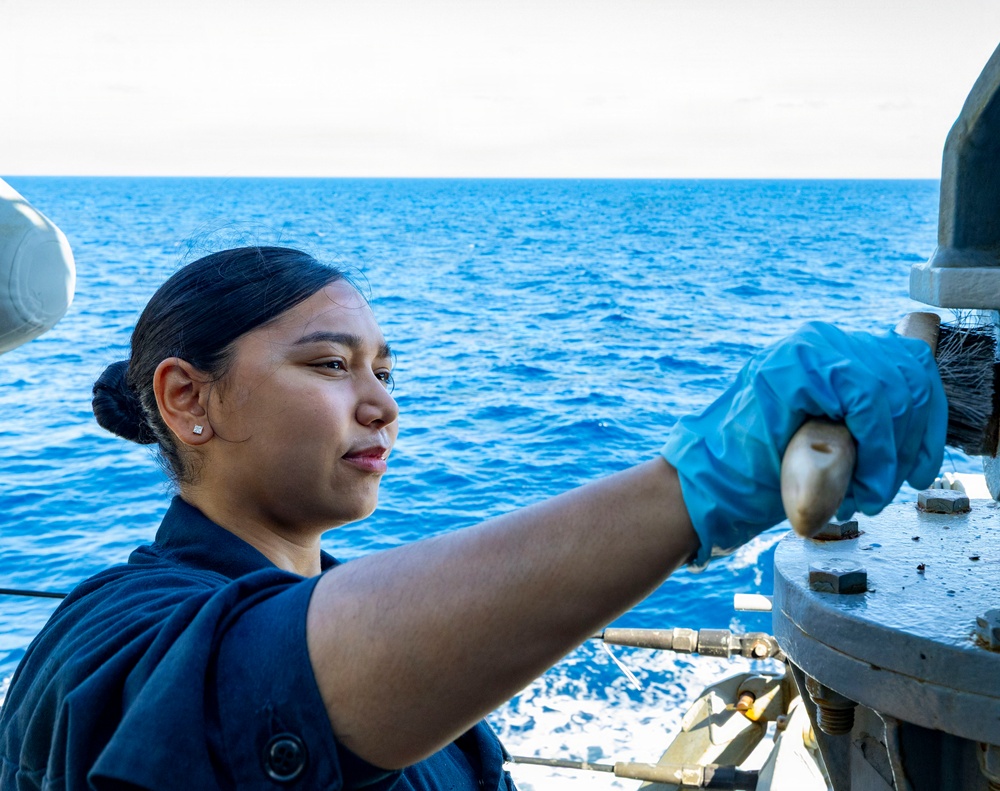 Freshwater Washdown Conducted by USS Benfold Sailors