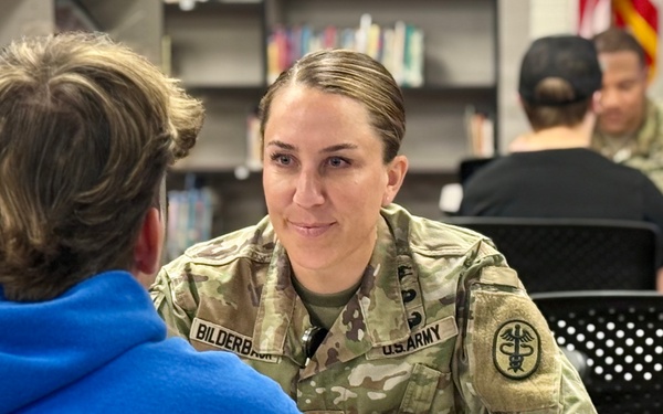 Munson command team helps Leavenworth High School students prepare for workforce