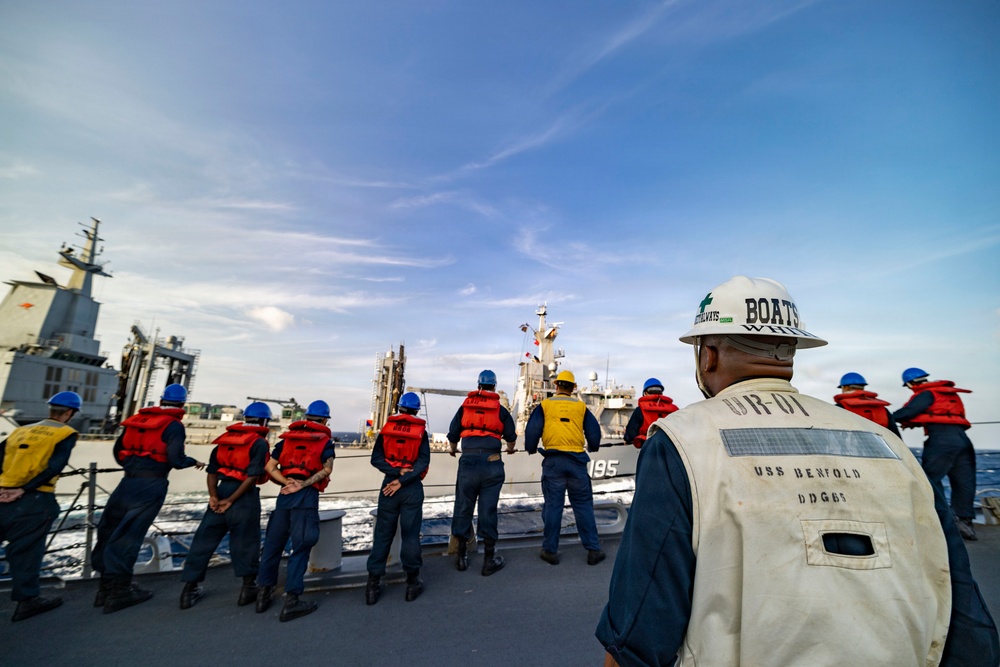 USS Benfold Completes a Replenishment-at-Sea with HMAS Supply