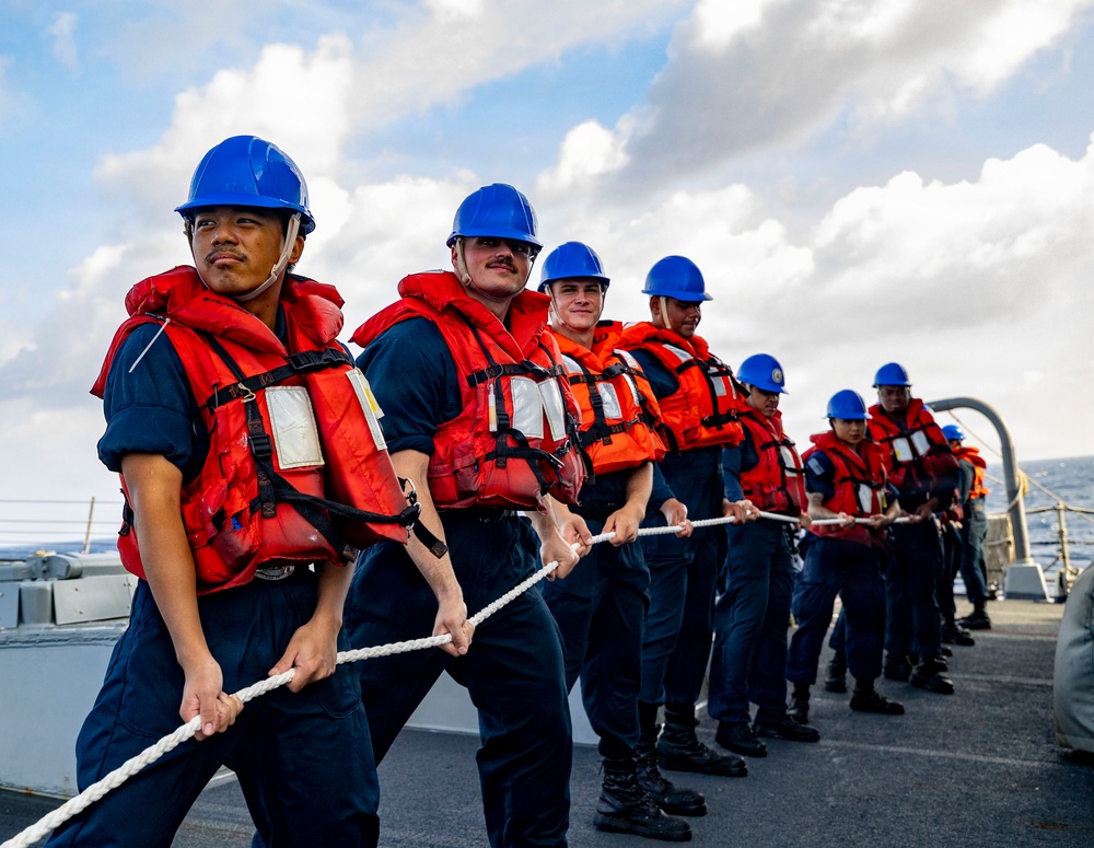 USS Benfold Completes a Replenishment-at-Sea with HMAS Supply