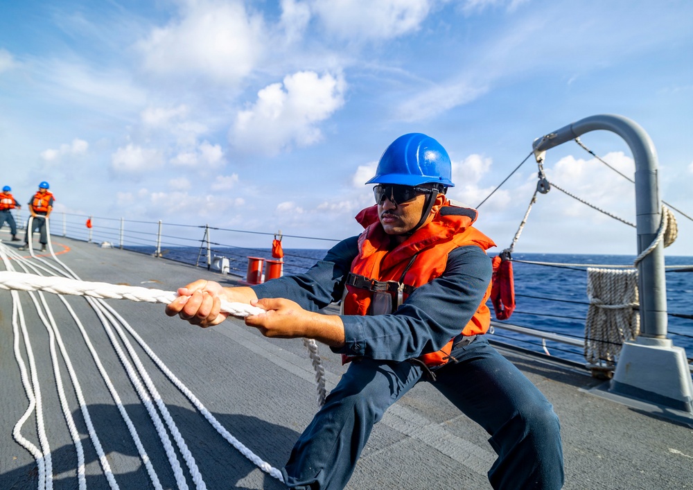 USS Benfold Completes a Replenishment-at-Sea with HMAS Supply