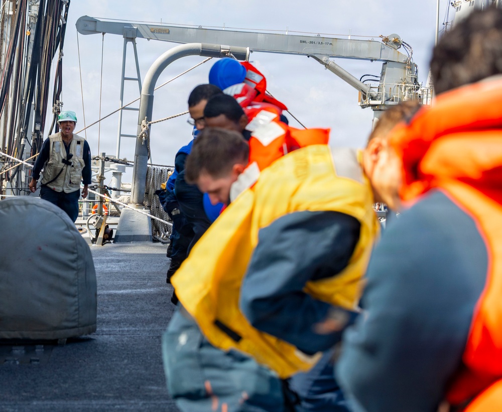 USS Benfold Completes a Replenishment-at-Sea with HMAS Supply
