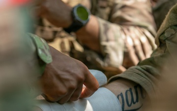 U.S., Peruvian and Chilean soldiers conduct jungle survival training, SV26