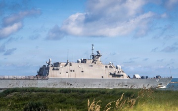 USS St. Louis assumes U.S. Northern Command mission at Southern Border