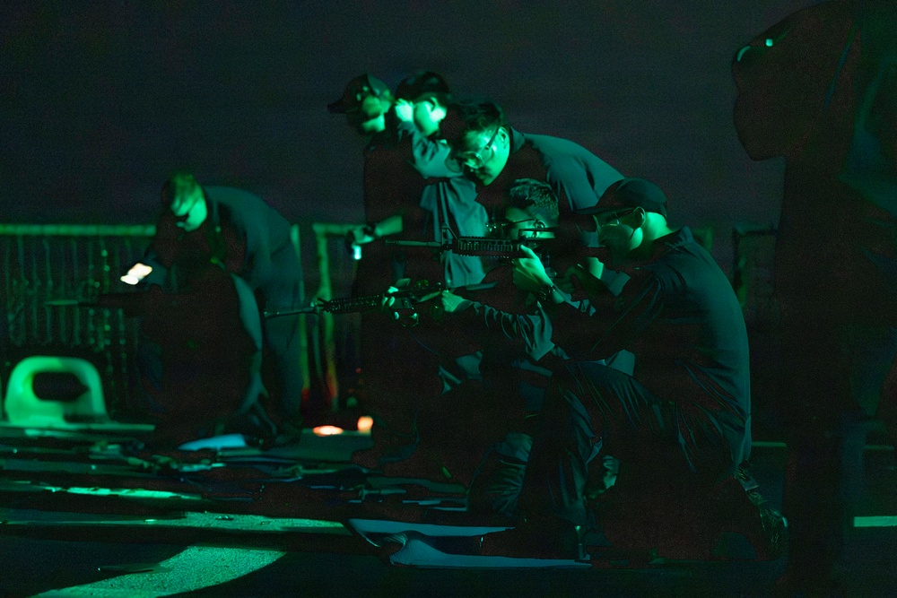 DDG 65 Holds a Low Light Small Arms Live Fire Shoot