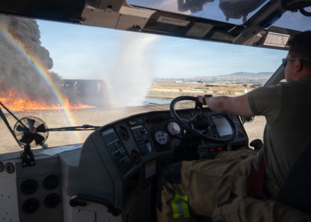 Gowen Field firefighters sharpen aircraft emergency response skills