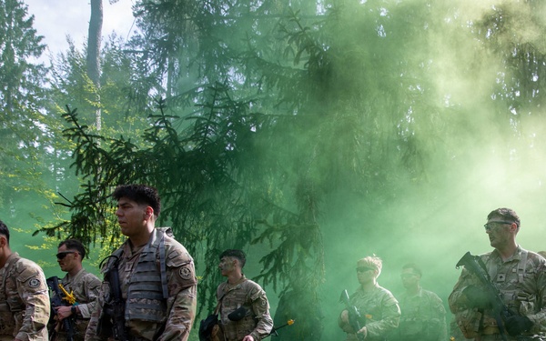 2d Cavalry Regiment’s Regimental Support Squadron’s Spur Ride tests Soldiers’ strength, skills, and teamwork