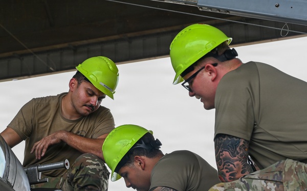 Capital Guardians test rapid deployment capabilities during Exercise Muddy Waters