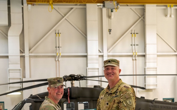 1-112th Aviation Regiment Conducts Change of Command