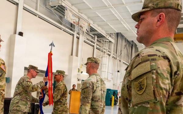 1-112th Aviation Regiment Conducts Change of Command
