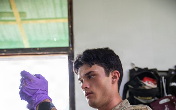 82nd Airborne medical training in Peru, SV26