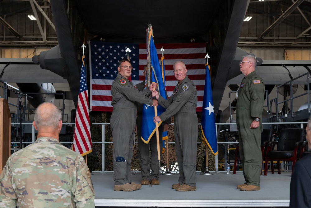 Airmen assumes command of the 139th Airlift Wing