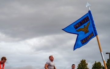 142nd AMXS perform burpees