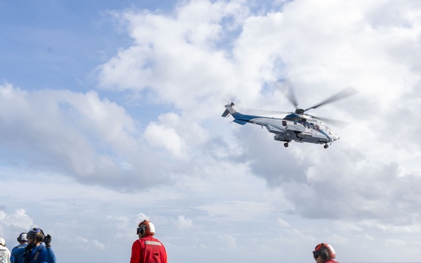 USS Mustin conducts vertical replenishment-at-sea with USNS Cesar Chavez