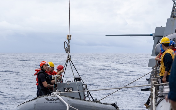 USS Mustin conducts boats operations