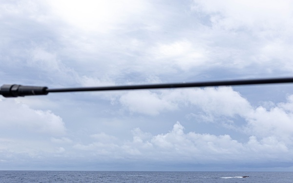 USS Mustin conducts boats operations