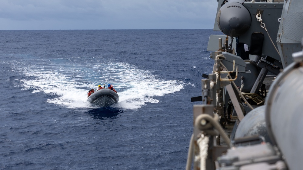 USS Mustin conducts boats operations