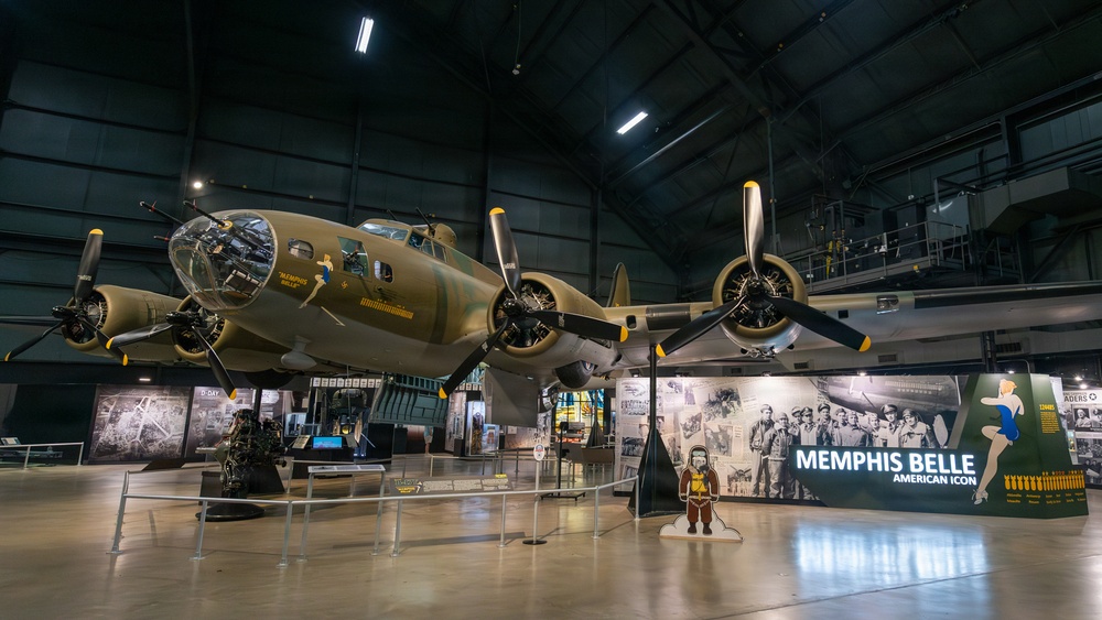 Local employers tour Kentucky Air National Guard and Air Force Museum