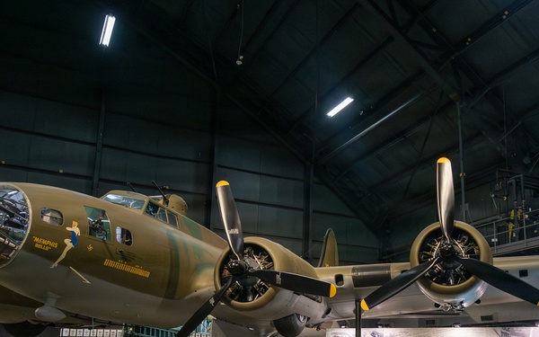 Local employers tour Kentucky Air National Guard and Air Force Museum
