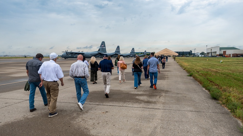 Local employers tour Kentucky Air National Guard and Air Force Museum