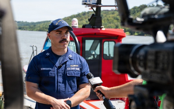 Coast Guard enforces Riverfest safety zone